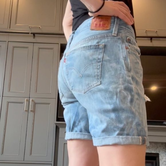 Levi's 501 shorts - Picture 2 of 4